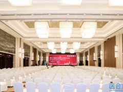 2018《时尚健康》粉红丝带运动成功举办 栗坤任粉红大使践行公益“tyc7111cc太阳成集团”(图1) tyc7111cc太阳成集团