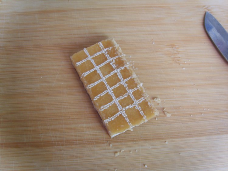 雅莹服装携手《张小五的春天》 闫妮再造女版“许三多”‘太阳成tyc7111cc’(图3) 太阳成tyc7111cc